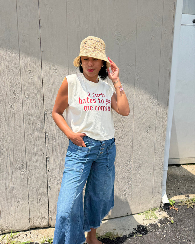 Curb muscle tee