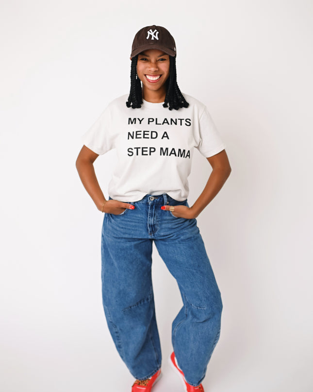 Plant step mama tee