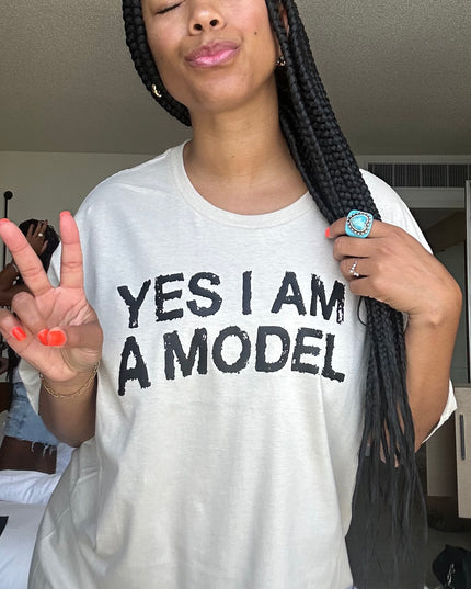I am a model tee