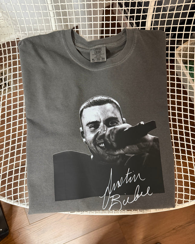 Bieber tee