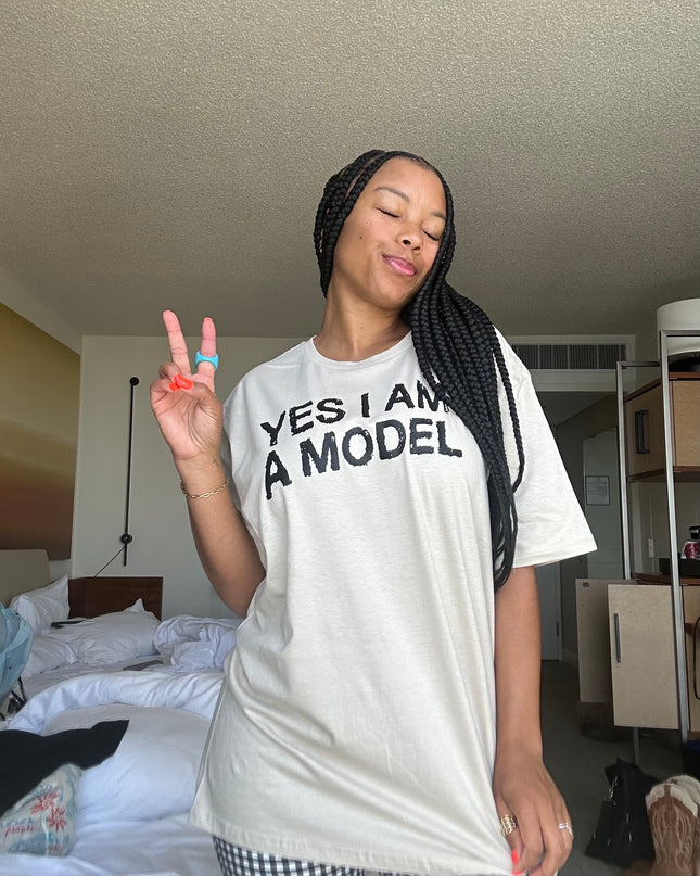 I am a model tee